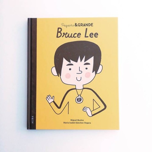 Pequeño &amp; Grande Bruce Lee