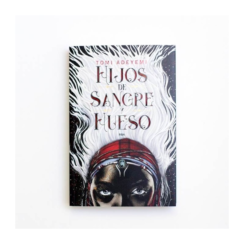 Hijos de Sangre y Hueso - Tomi Adeyemi